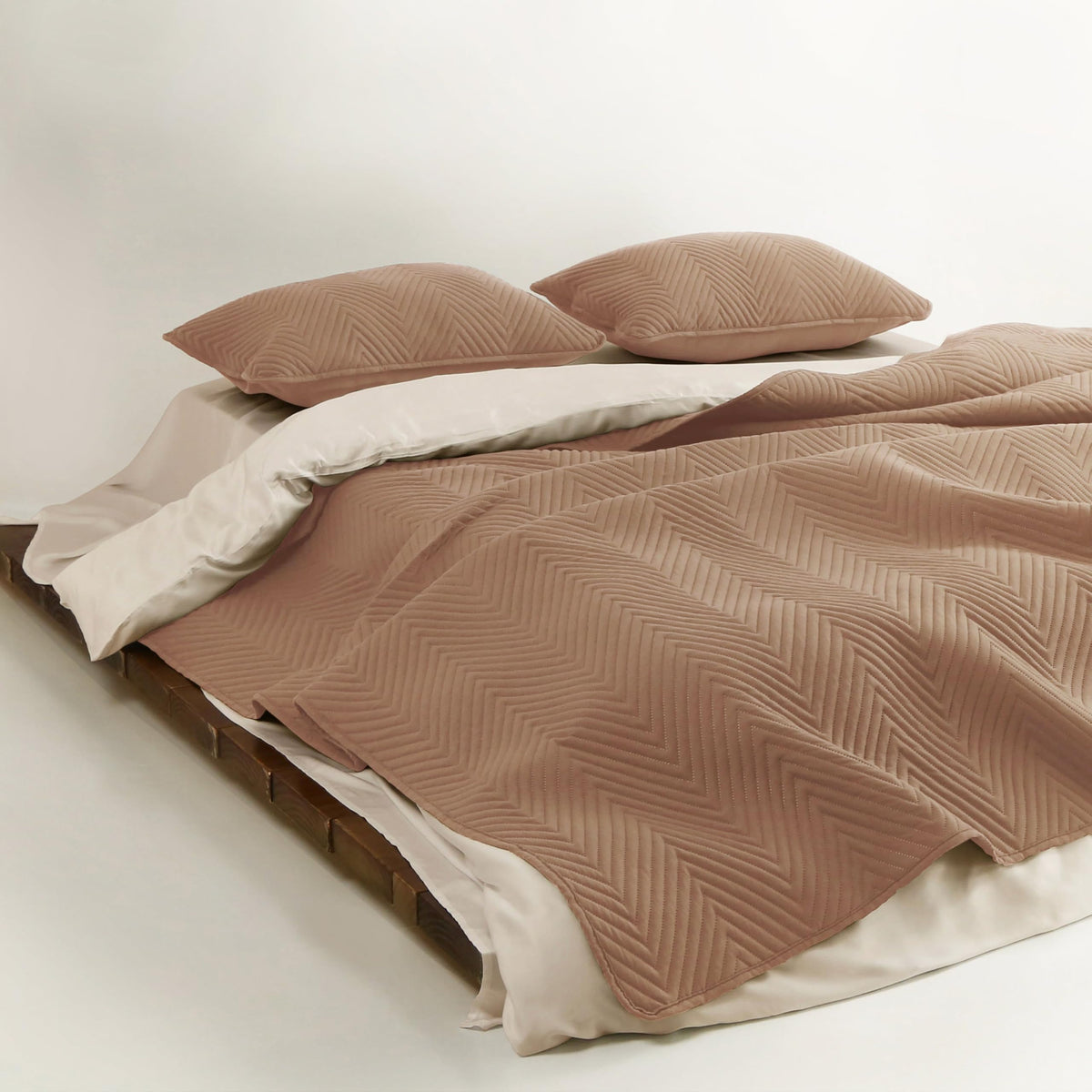 SLASHOP FURRFREE Quilt Set
