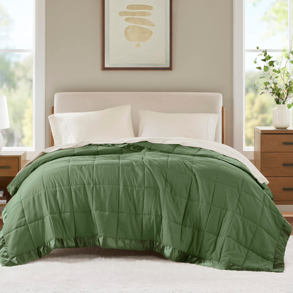 Down Alternative Queen Blanket with Satin Trim