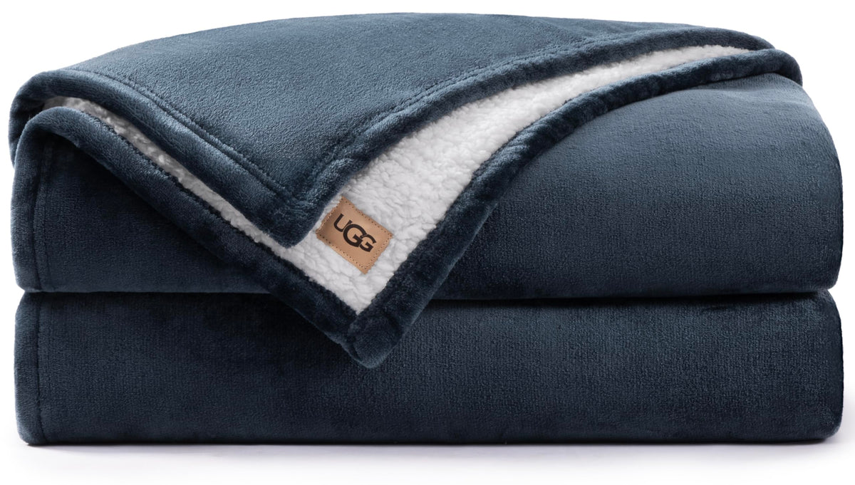 UGG Fluffy Bed Blanket